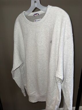 Champion Heather Gray Crewneck Sweatshirt